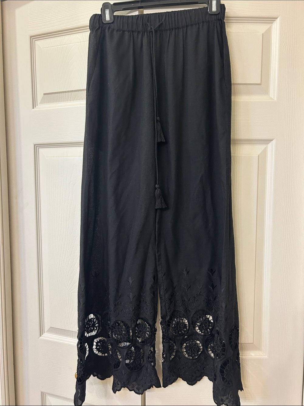 Anthropologie Black Eyelet-Trim Wide-Leg Pants by Mahila - Picture 2 of 4